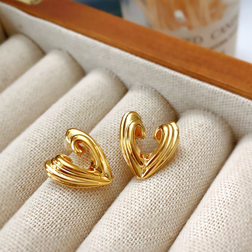 14K ゴールド ハート ピアス 【公式通販】