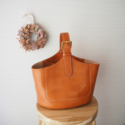 受注制作＊《革好きさんにおすすめ》育てる・大人のバスケット風トート  