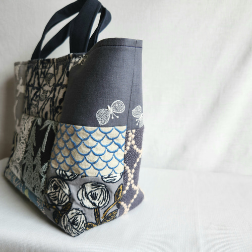 ミナペルホネン　ハンドメイド　マチ付きトートバッグ パッチワークトートバッグ ミナペルホネンのファブリックで