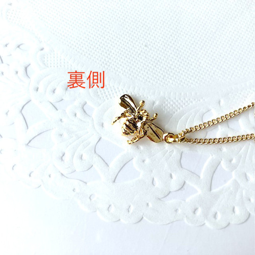 蜂のネックレス（ミツバチ 金色 シンプル 透明感） ネックレス