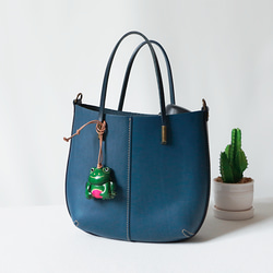 ミナペルホネン anemone [ネイビー] とブラックキャンバス ショルダー