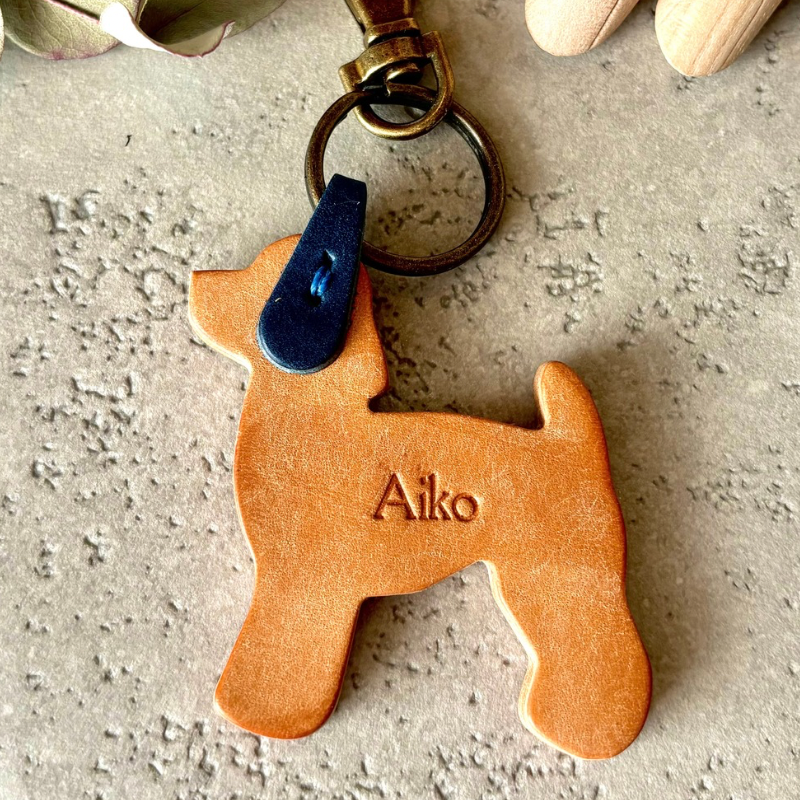 【美品】犬型レザー風キーホルダー 【美品】犬型レザー風キーホルダー