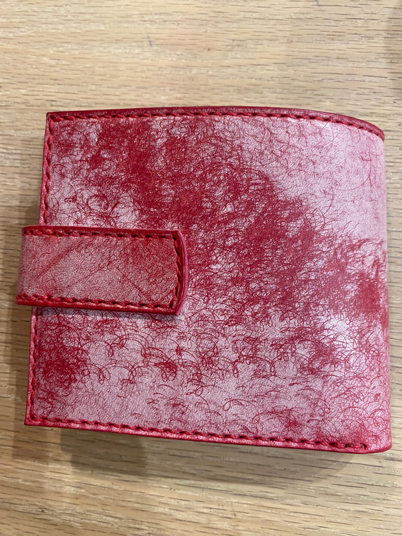 マルゴーフォグのシンプルな折り財布 