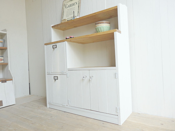 サイズデザインオーダー可！２バッタン観音扉キャビネット●シャビーホワイト受注製作 サイズデザインオーダー可！2バッタン観音扉キャビネット○シャビー