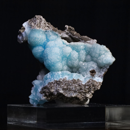 キラキラした心地よいブルー 天然 ヘミモルファイト（異極鉱）54g