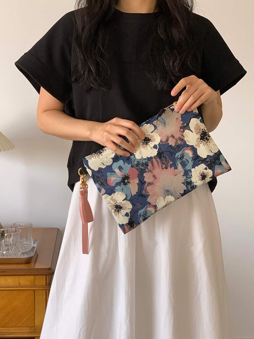 【仕分けのできる便利な収納】夏デニムアネモネクラッチバック