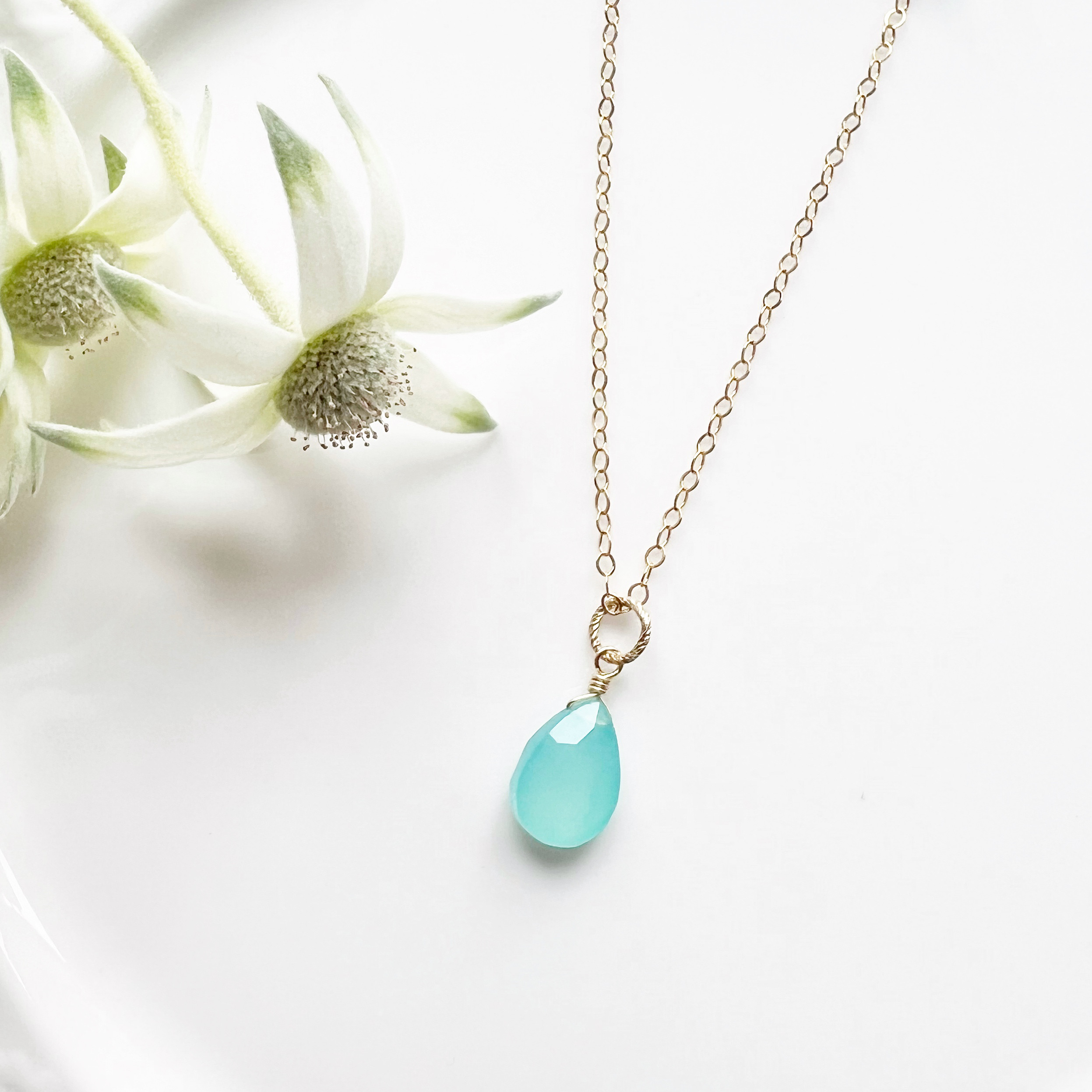 14KGF アクアカルセドニー ペアシェイプカット ネックレス