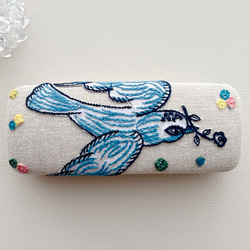 専用✤ハンドメイドメガネケース⚘ちょうちょ刺繍a✤minaミナ好きのお方に ミナペルホネン メガネケース のおすすめ人気通販 検索結果｜Creema
