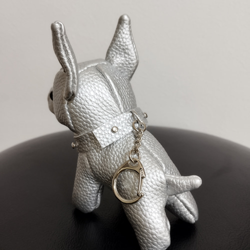 ぬいぐるみ☆キーホルダー☆合皮レザー☆フレンチブルドック☆シルバー