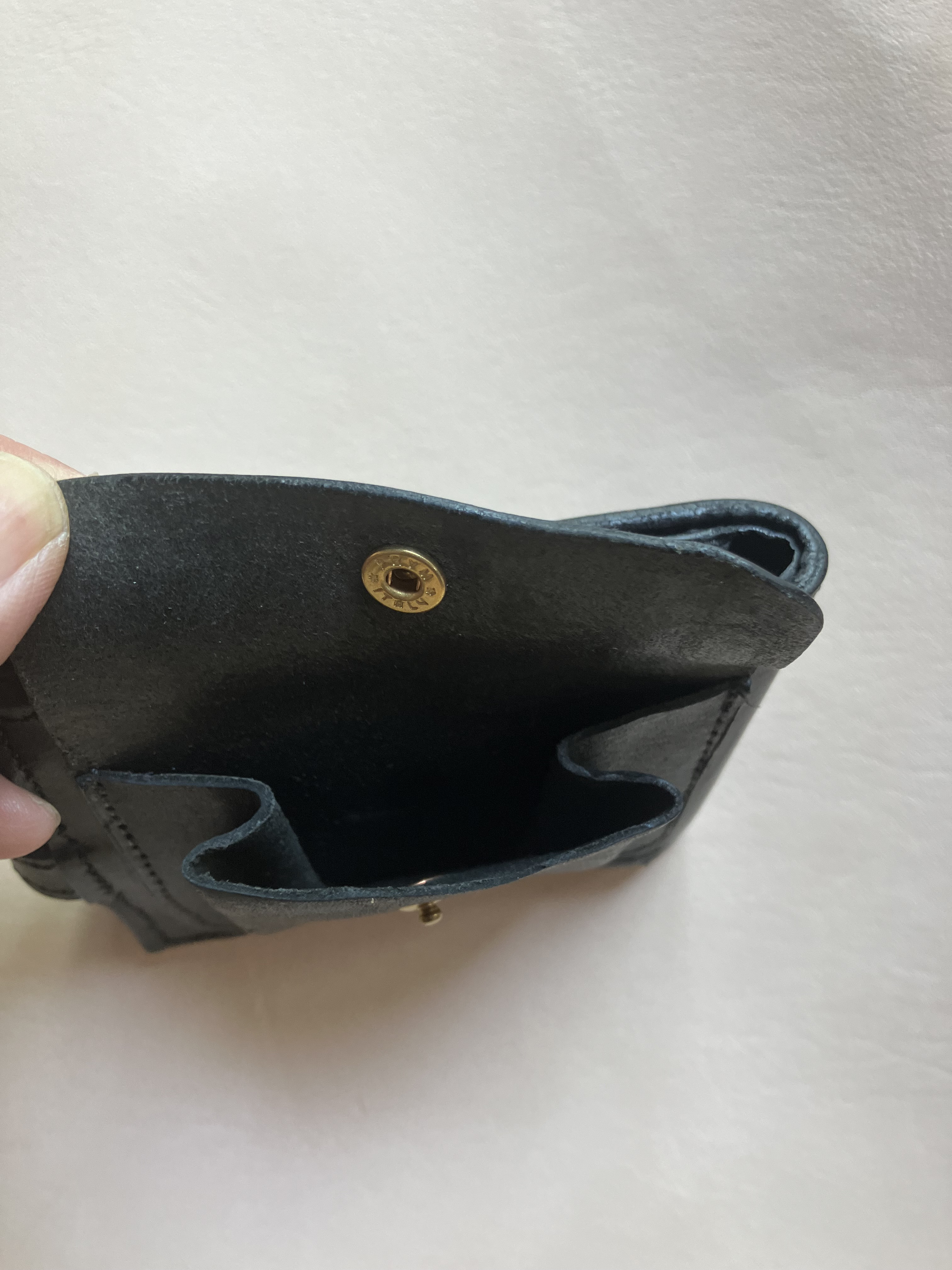 折り財布　　真鍮レザー　イタリアンレザー