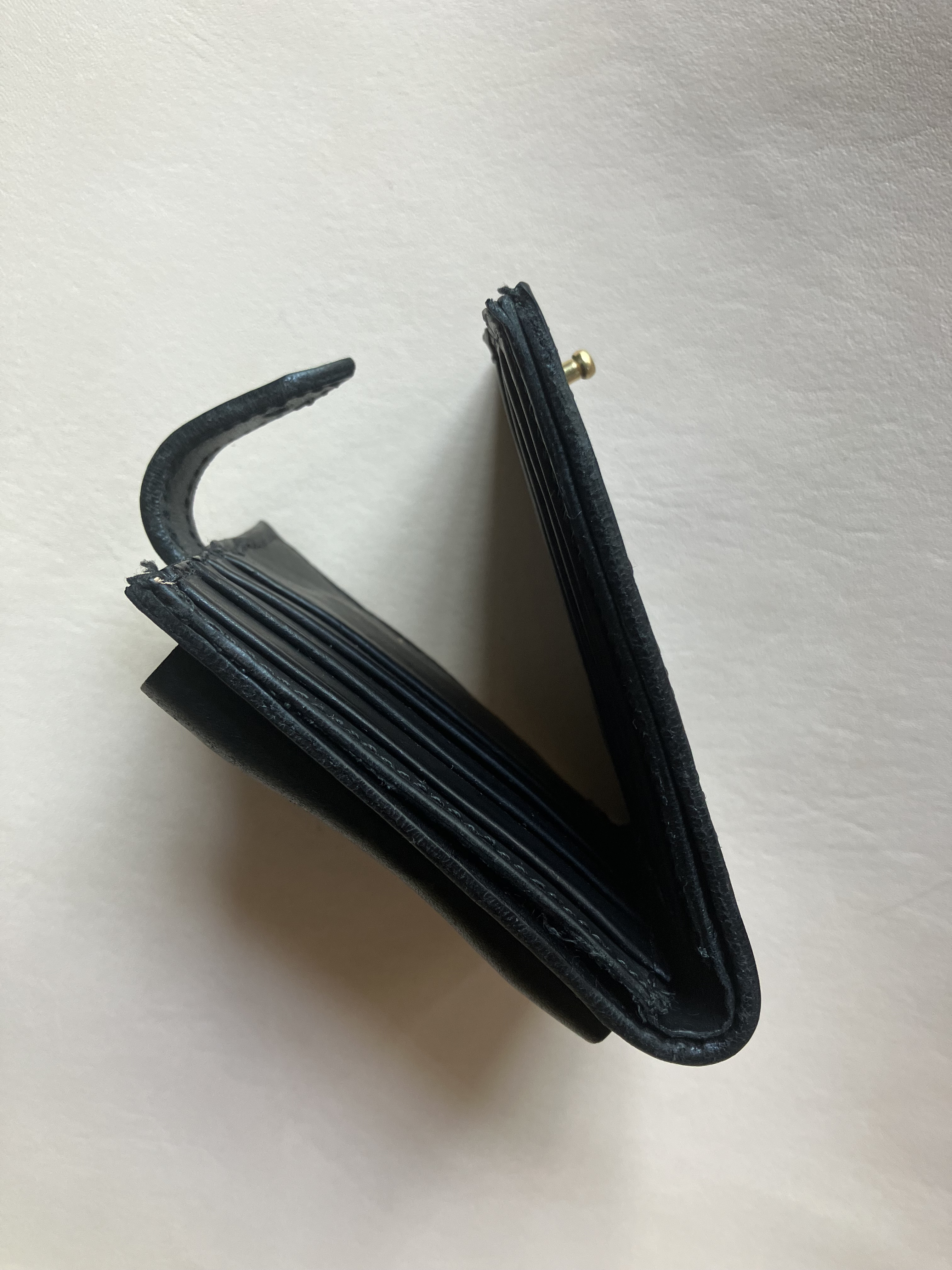 折り財布　　真鍮レザー　イタリアンレザー