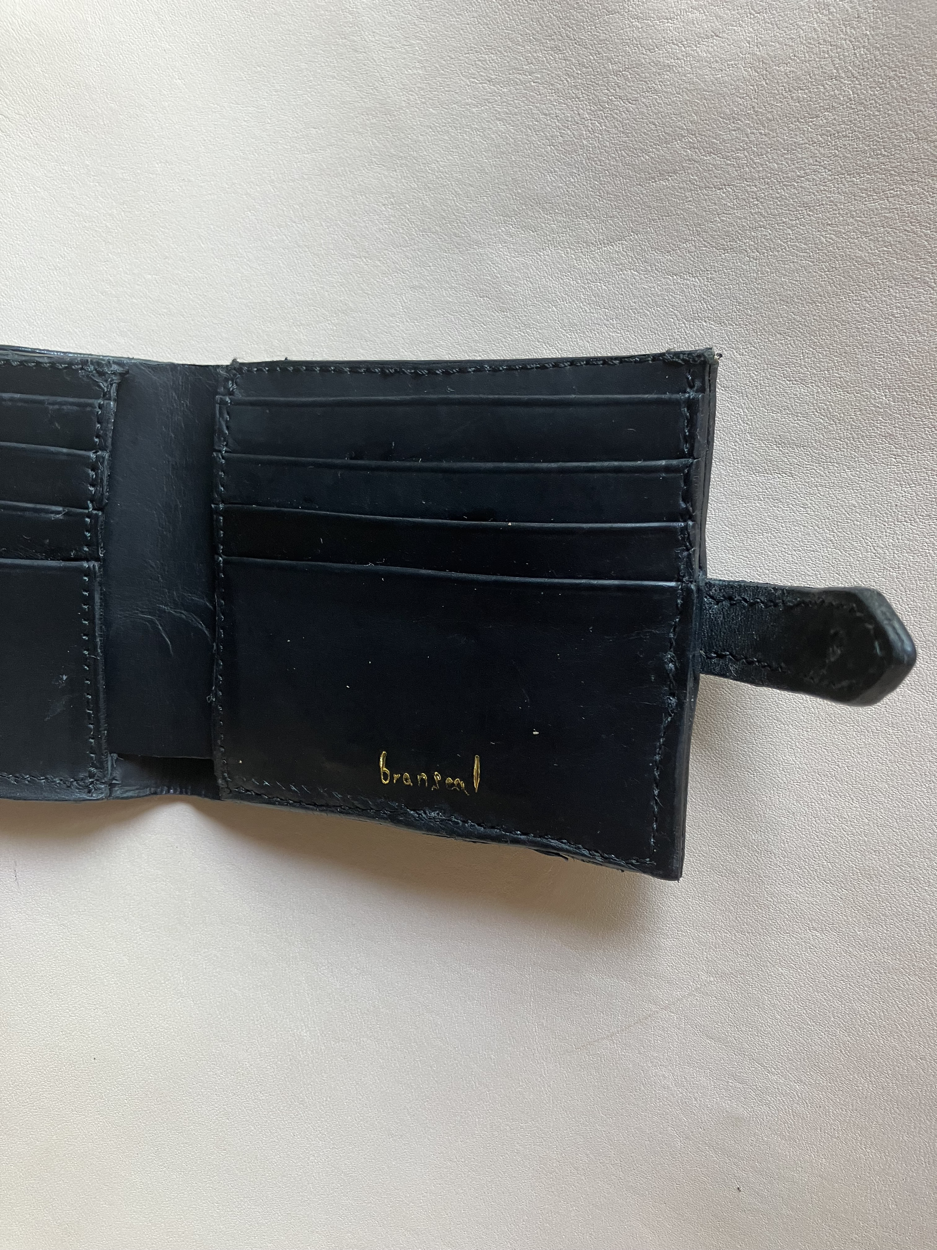 折り財布　　真鍮レザー　イタリアンレザー