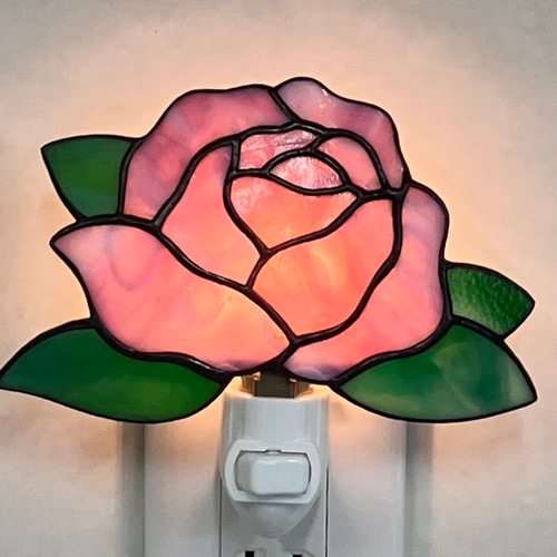 送料無料 ガレ風 アンティーク ランプ スタンドランプ 青い薔薇アンバー 楽天市場】輸入照明 ガレコレクション 1灯テーブルスタンド