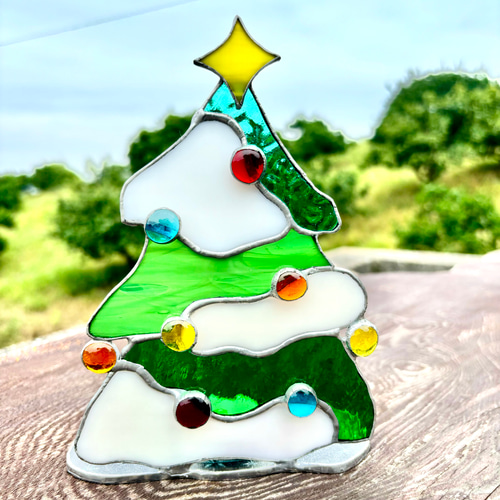 ステンドグラスのクリスマスツリー クリスマスツリー みさと ちえこ 