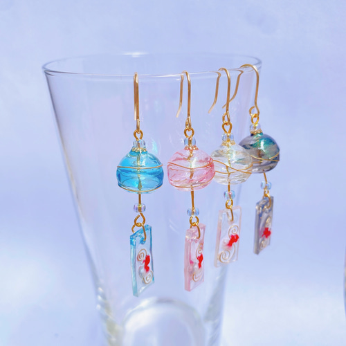 金魚風鈴イヤリング レジン ハンドメイド 1ペア 流水紋 和風