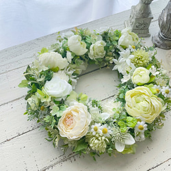 白のラナンキュラスのリース アートフラワー la nature 通販 17811440
