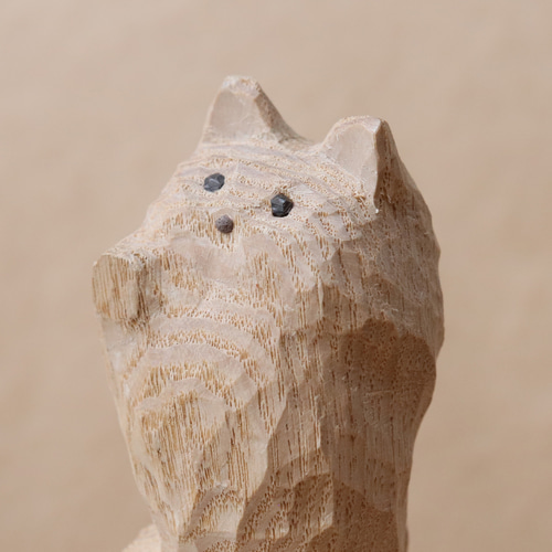 招き猫（右手）木彫り 木製 ネコの置物 ペルシャ猫 インテリア雑貨