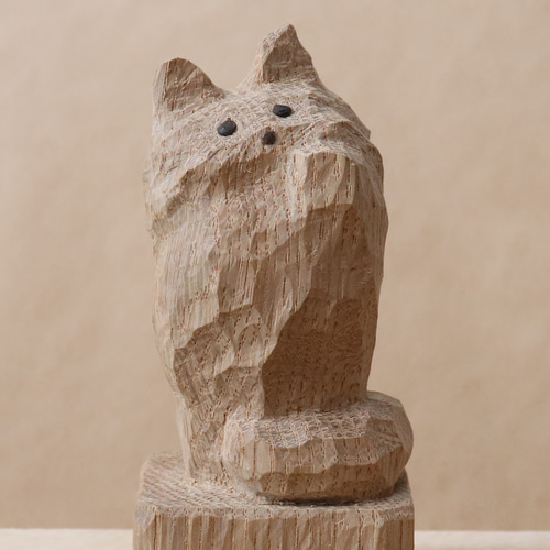 招き猫（左手）木彫り 木製 ネコの置物 ペルシャ猫 インテリア