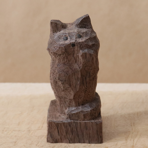 招き猫（左手）木彫り 木製 ネコの置物 インテリア雑貨（木材