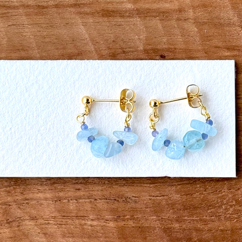 さざれ石の小ぶりなフープピアス アクアマリン [No.088] ピアス