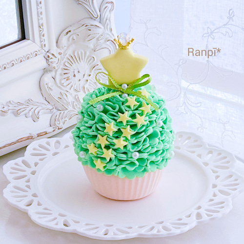 参考画像 クレイカップケーキ クレイケーキ*カップケーキ*クリスマス その他インテリア雑貨 Claycake