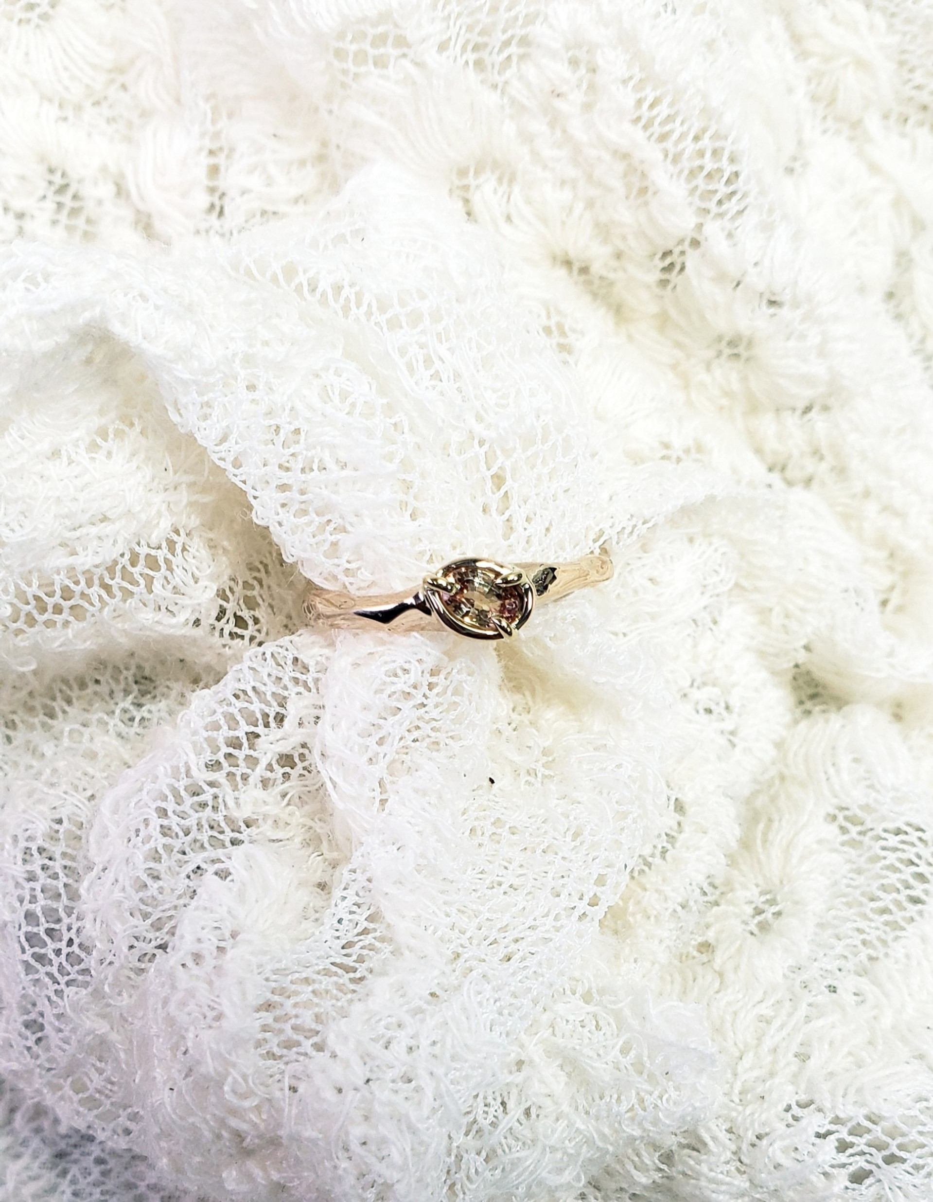 k10天然オレンジブラウン色サファイヤリング