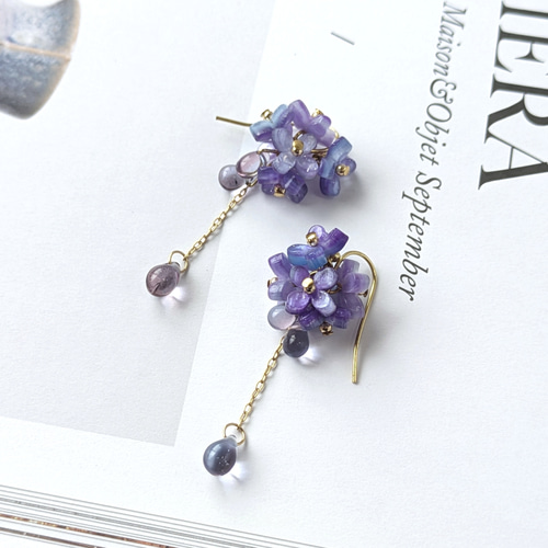 雨上がりの揺れる紫陽花ピアス/イヤリング アジサイ ピアス（フック