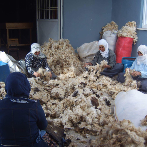 羊毛 手紡ぎ糸 グリーン 緑 トルコ 草木染め 037 100g単位 キリム