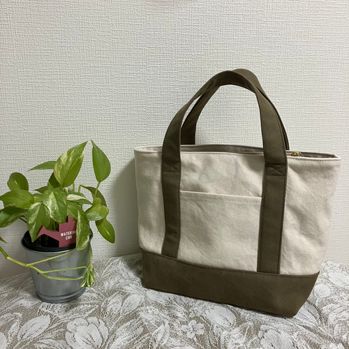 イルミーチョ オリーブグリーン レザートートバッグ