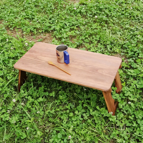 受注制作 ソロキャンプ用テーブル 女子キャン 折り畳み式 パソコン