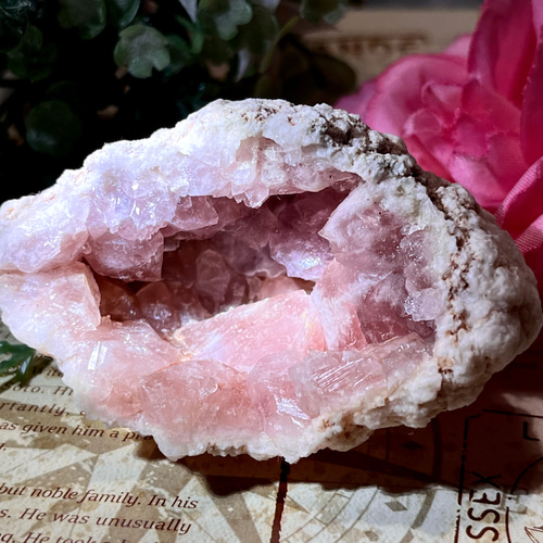 ピンクアメジスト✨ジオードラフストーン原石クラスター