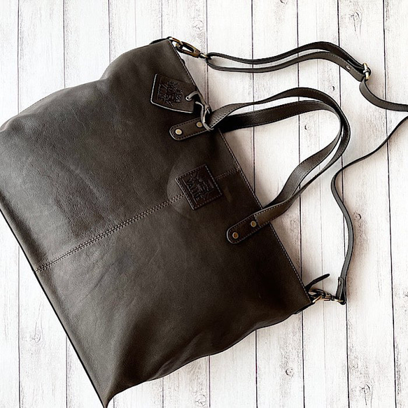 英国デザイン牛革かばんValise トートIII レーシンググリーン バリス