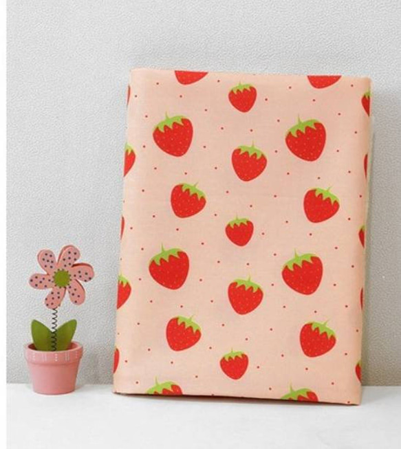 【激レア】ヴィンテージラグマット　イチゴ柄 フルーツ柄　アート　お洒落雑貨 YUWA strawberry card シャーティング 松山敦子 イチゴ柄