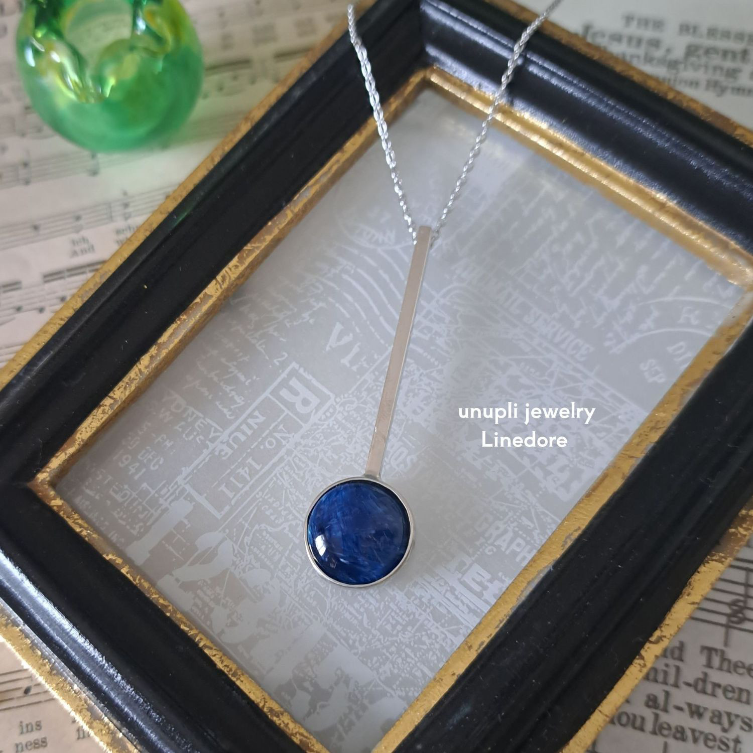 【ビクトリアストーン(合成石)】ペンダントネックレス　LPN516