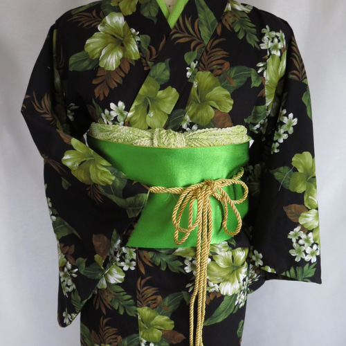 オートクチュール ドレスデザイナーが贈る、ハワイアンプリント