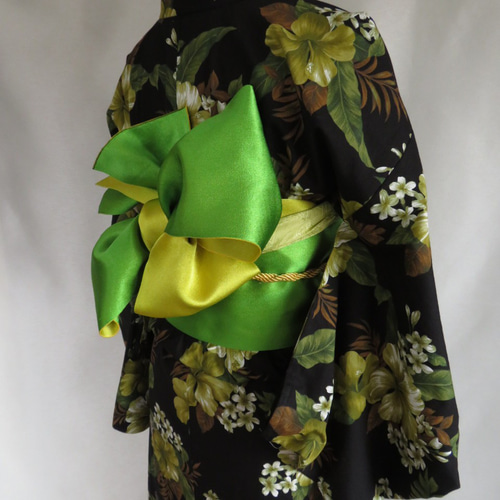 オートクチュール ドレスデザイナーが贈る、ハワイアンプリント