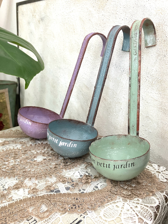 店舗ディスプレイにも！すぐ飾れるジャンクガーデンリメ缶セット② 店舗ディスプレイにも！すぐ飾れるジャンクガーデンリメ缶セット②