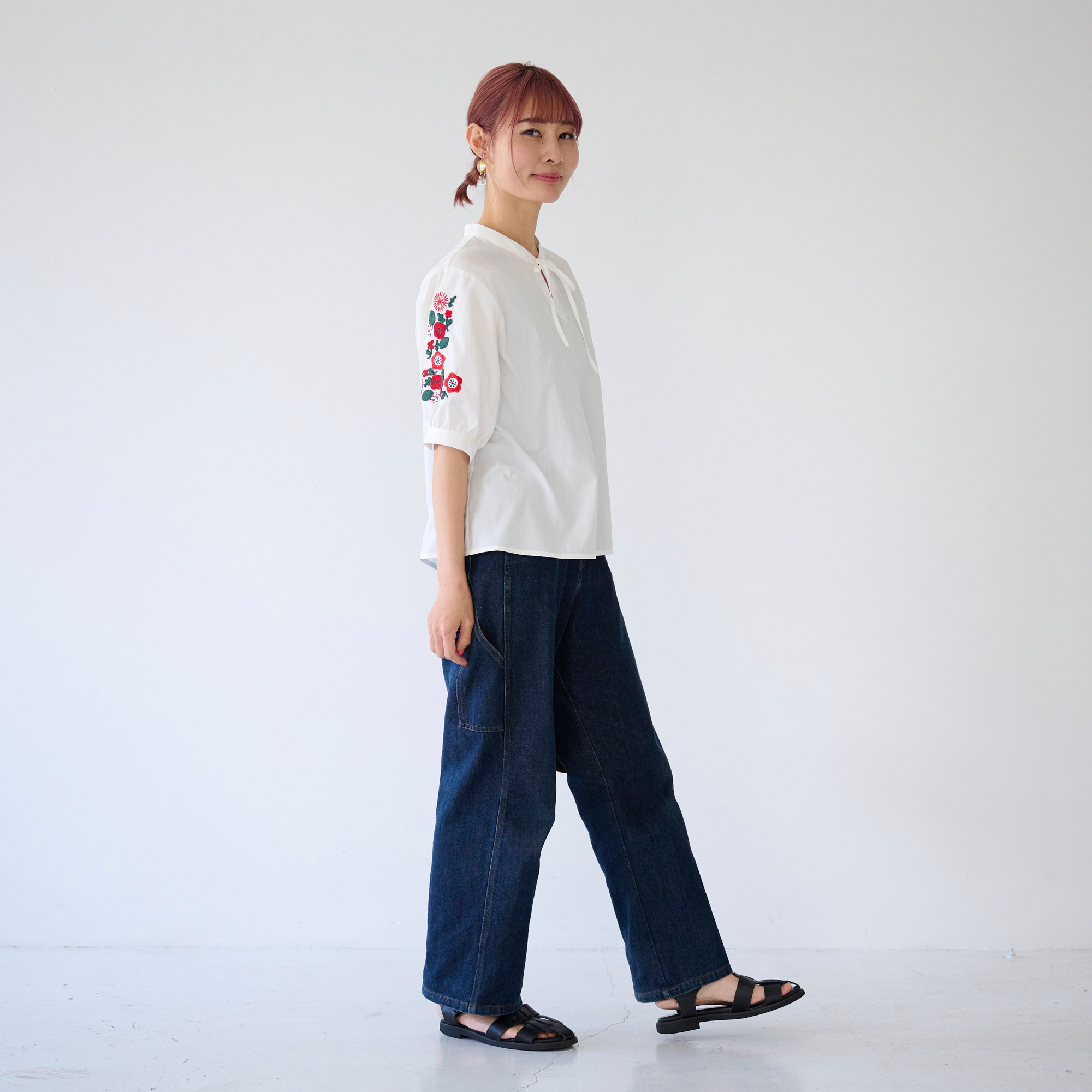 ﾓﾘﾉｶﾞｯｺｳ エスニック五分袖 花刺繍シャツ (ホワイト)｜mg-lb19-wt