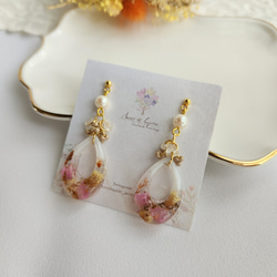 ピンク♡】フラワーレジンフープと雫プックリ水中花イヤリング/ピアス
