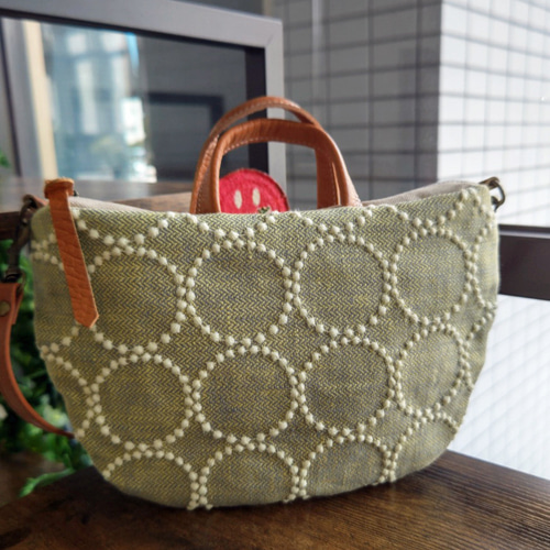 ミナペルホネン/2024タンバリンイエロー/ミニラウンドショルダー本革  