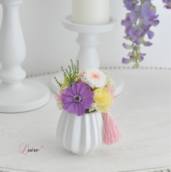 ジニアと小菊のプリザーブドフラワー仏花、お供え花／お悔み 新盆／ペット用仏花【クリアケース付き】 2枚目の画像