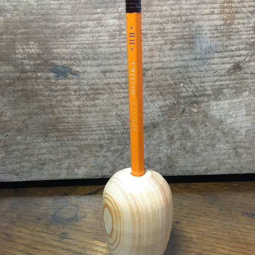 鉛筆型 木製 オブジェ 木の鉛筆置き 立体・オブジェ イタチ書房堂 通販 17816721｜Creema