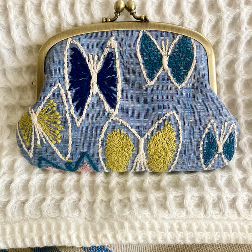 親子がま口財布＊ミナペルホネン×リバティ 蝶々の刺繍が可愛い