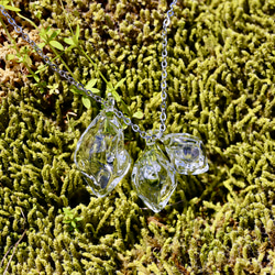 【ｻｰｼﾞｶﾙｽﾃﾝﾚｽ】-Ice- プチｻｲｽﾞ こぼれないアロマペンダント 6枚目の画像