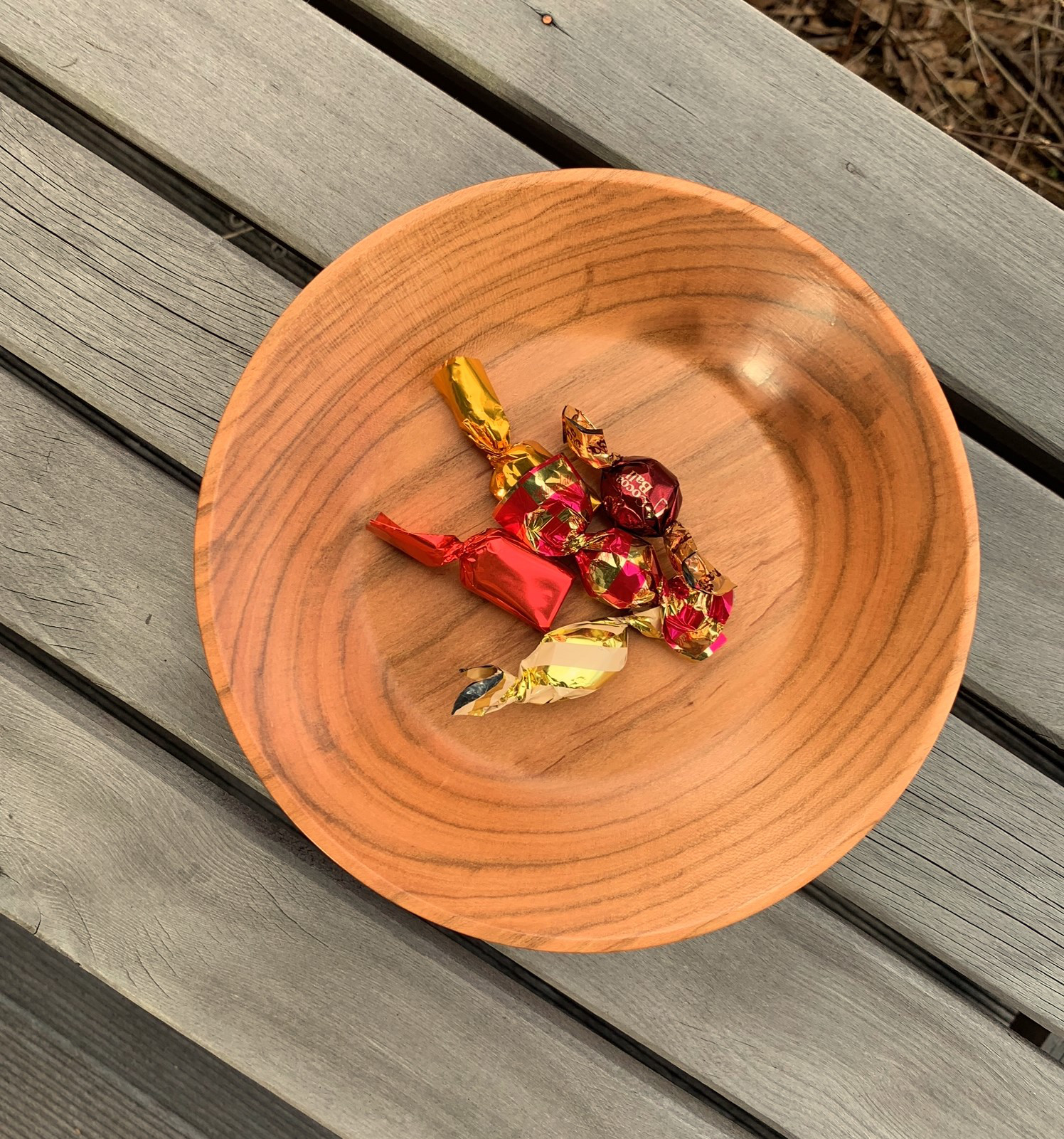 ※丸い木の深皿(大)　round plate　0004　山桜        Ω