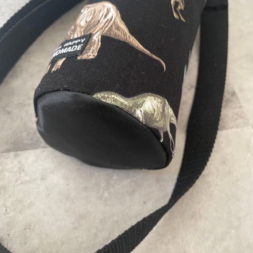 ジュラシックパーク＊恐竜＊ペットボトルカバー＊水筒カバー＊水筒