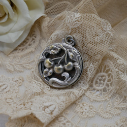 フランスアンティーク　ブロカント　ペンダントトップ eec432f354d498a2e9128bfd7a5e3e