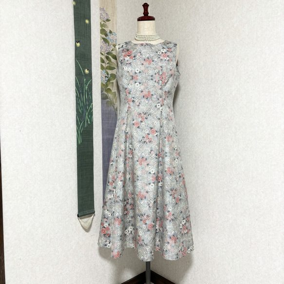 白大島プリンセスラインワンピース 雨の蛍 ワンピース Lotus*Musashi 