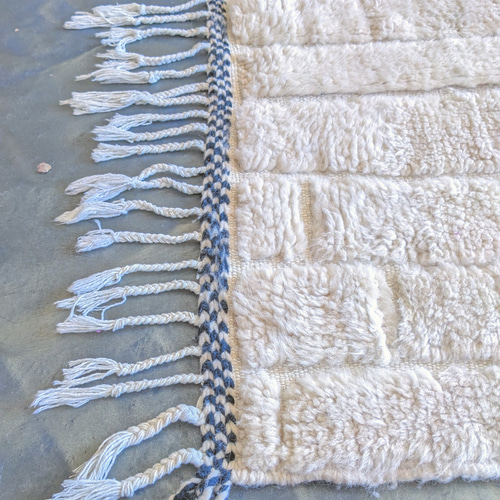 本物のベニワレンラグ-No13 96×137 モロッコ ホワイト カーペット 絨毯