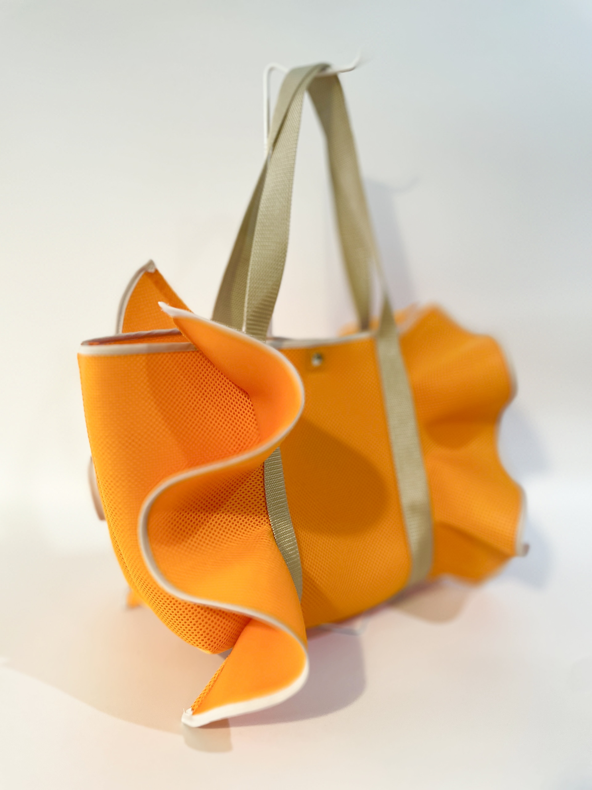 【waffle meshフリルバッグ大】/6B0824